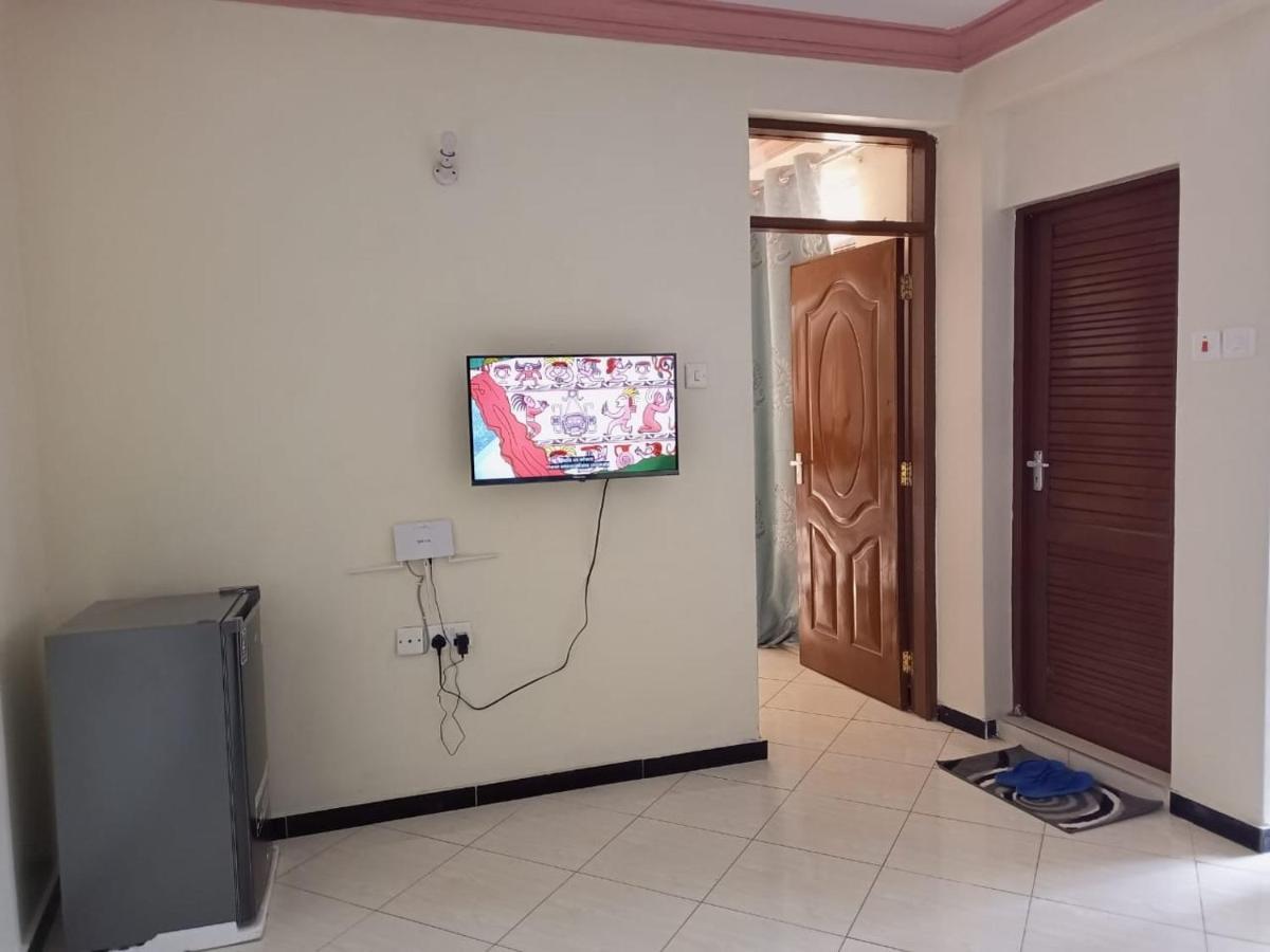 Lovely 1 Bedroom In Bamburi With Reliable Wifi Mombasa Exterior foto