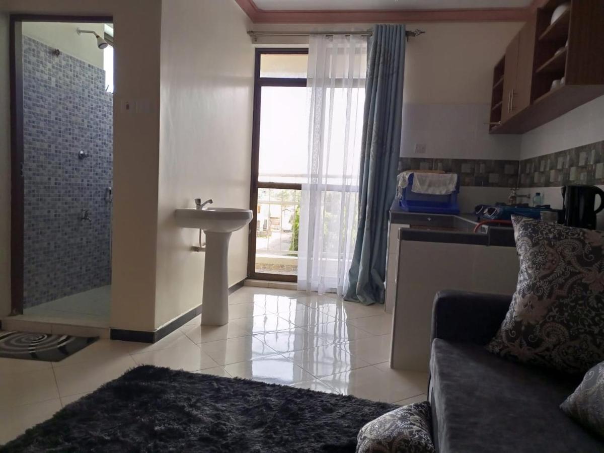 Lovely 1 Bedroom In Bamburi With Reliable Wifi Mombasa Exterior foto